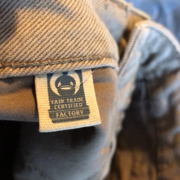 Women’s size 0 wild fable highest rise Bermuda brown jean distressed shorts - Picture 5 of 11